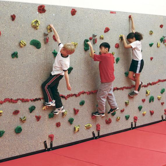 standard climbing wall